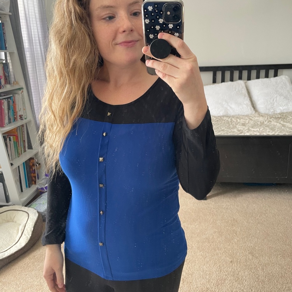 Colorblock Top - Picture 1 of 3